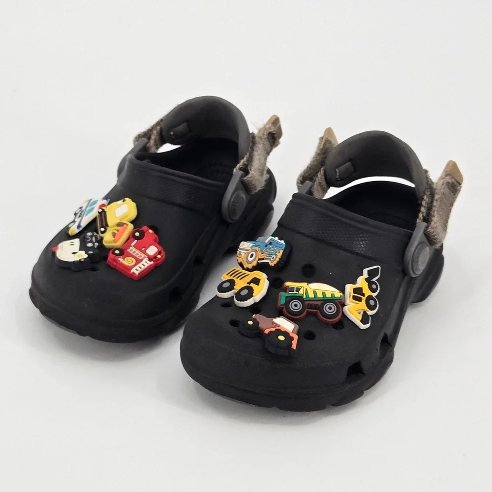 Crocs‎ Kids All-Terrain Clog US 8 Black Construction Jibbitz Charms Gorpcore